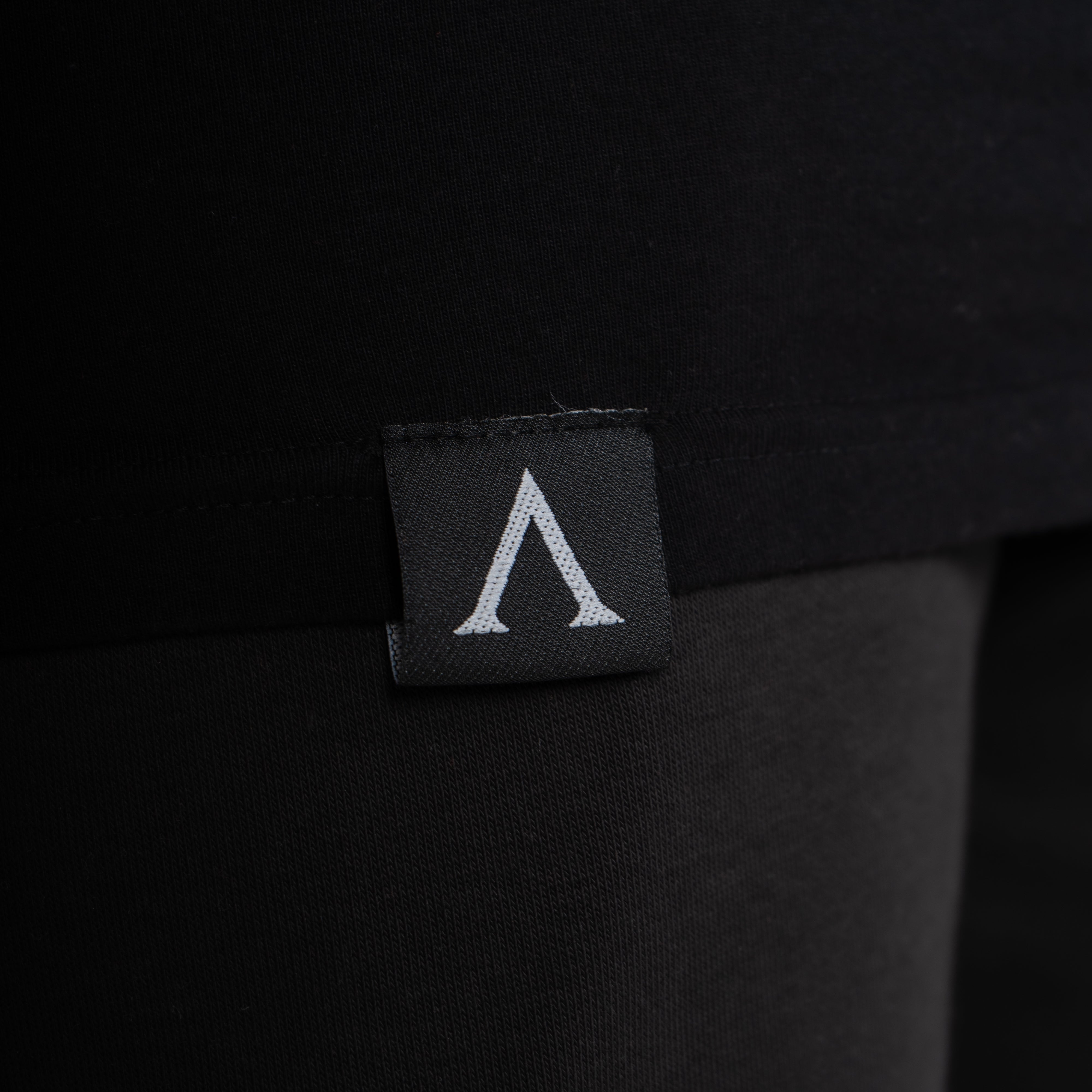 STRINGER TRIUMPH THREADS - BLACK