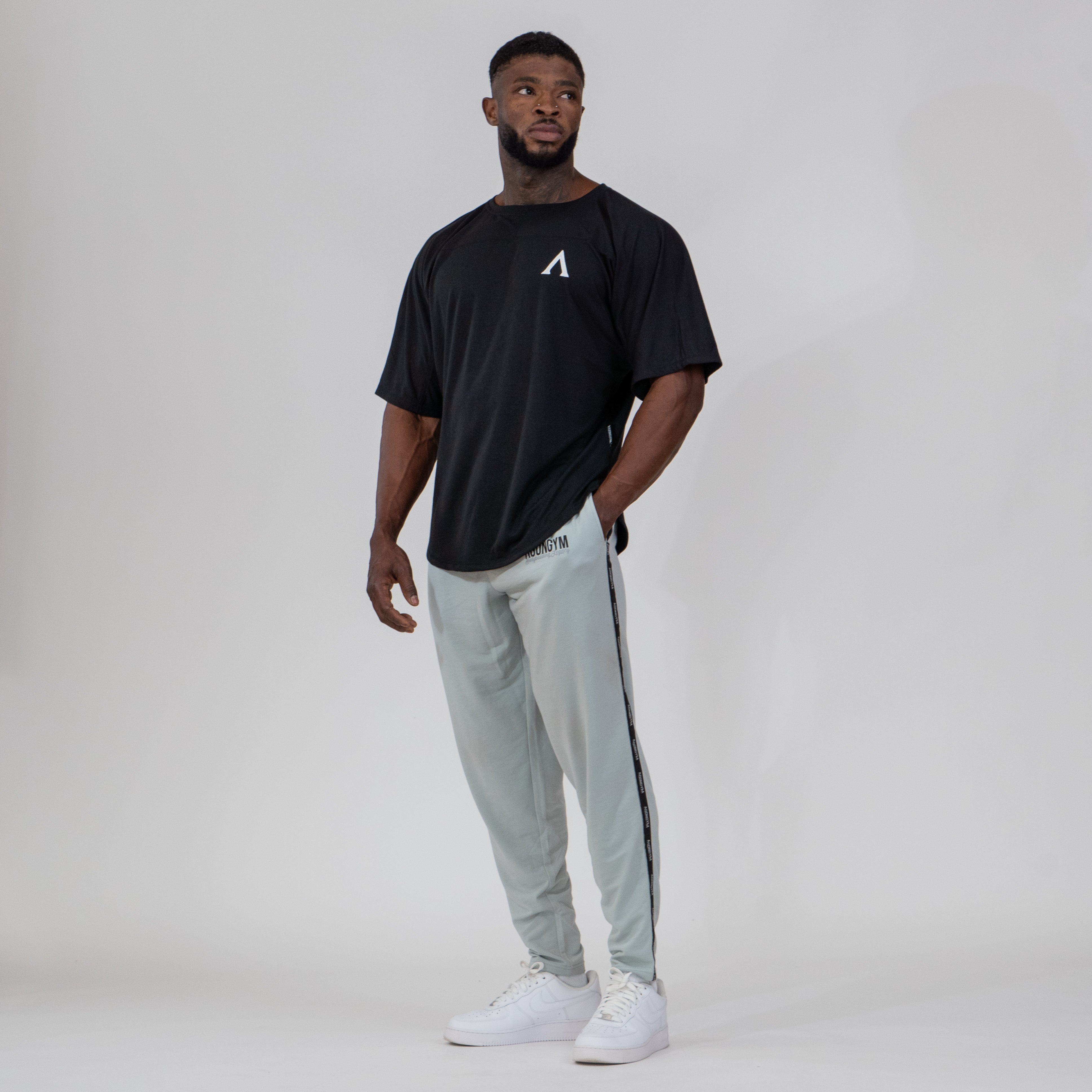 OVERSIZE MUSCLE ERA - BLACK