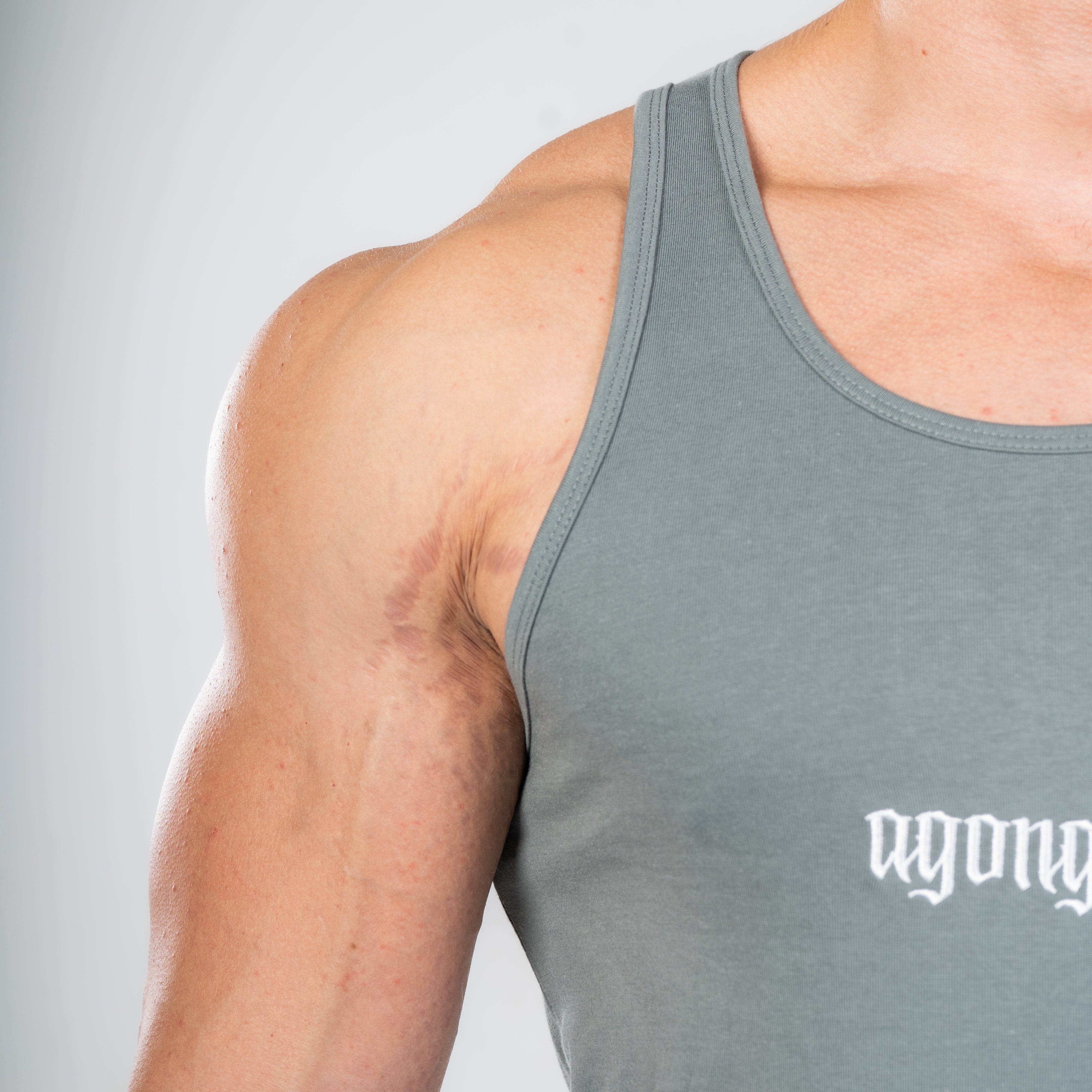 STRINGER TRIUMPH THREADS - SLATE GREY
